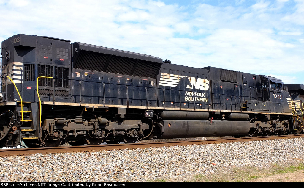 NS 7303